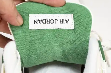 DR5415-103 "Pine Jordan SB Nike x 4 Air Green" 0628